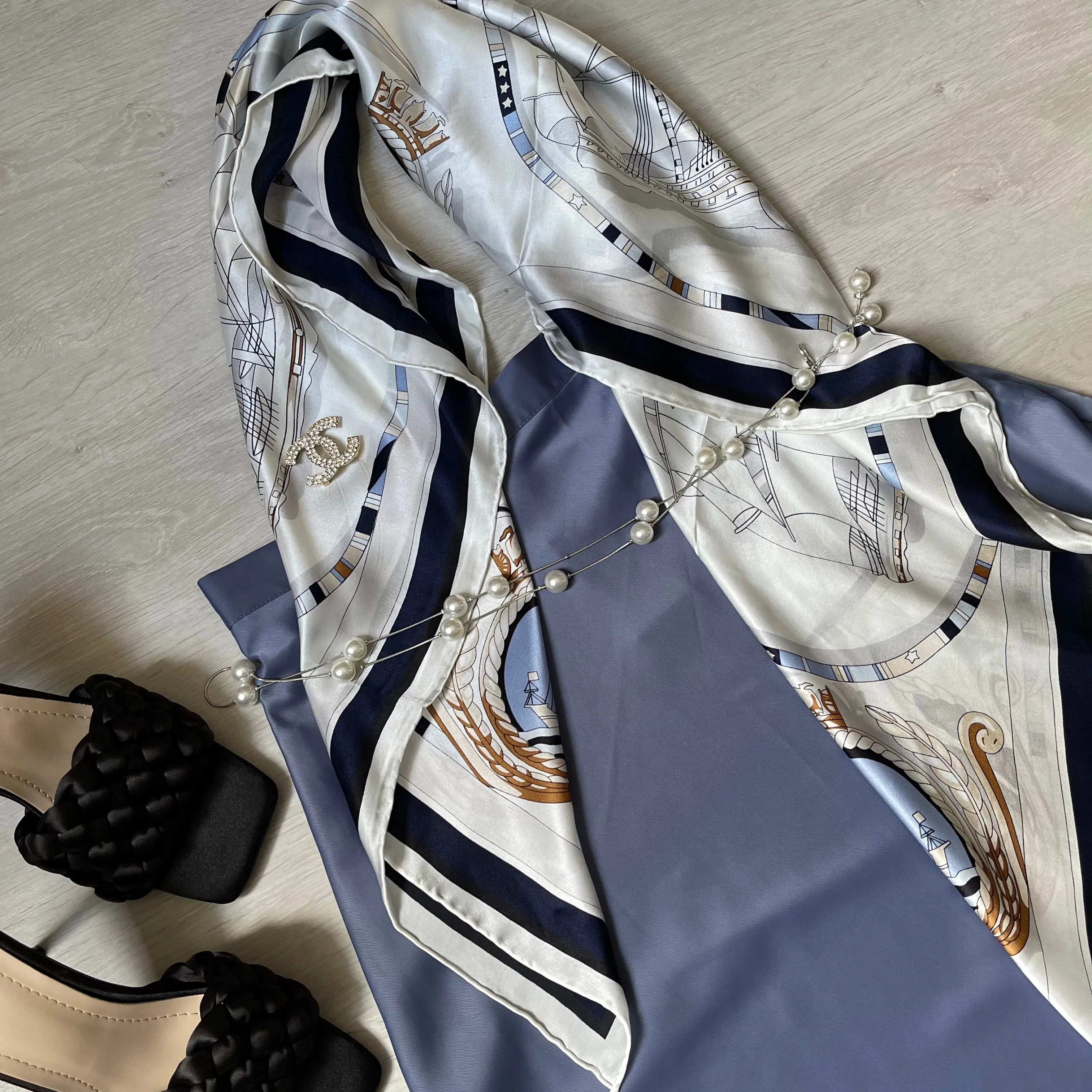 BAROQUE PRINT SILK SCARF WHITE & BLUE  DETAILS