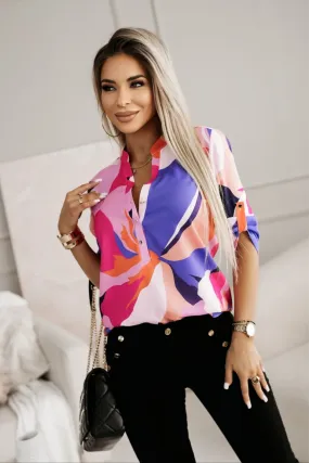 Blusa a fantasia astratta multicolore con maniche tre quarti e bottoni dorati