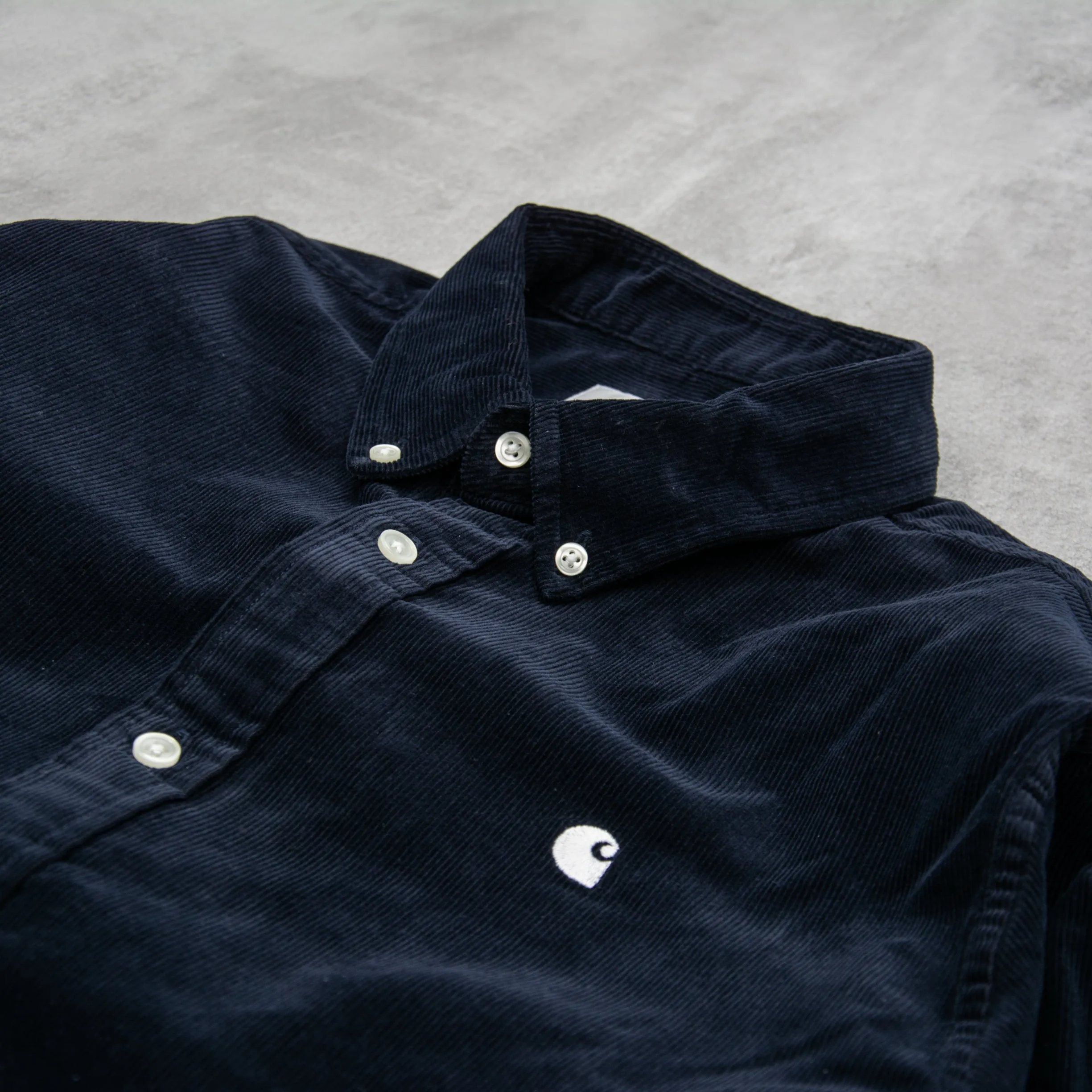 Carhartt WIP Madison Fine Cord L/S Shirt - Dark Navy / White