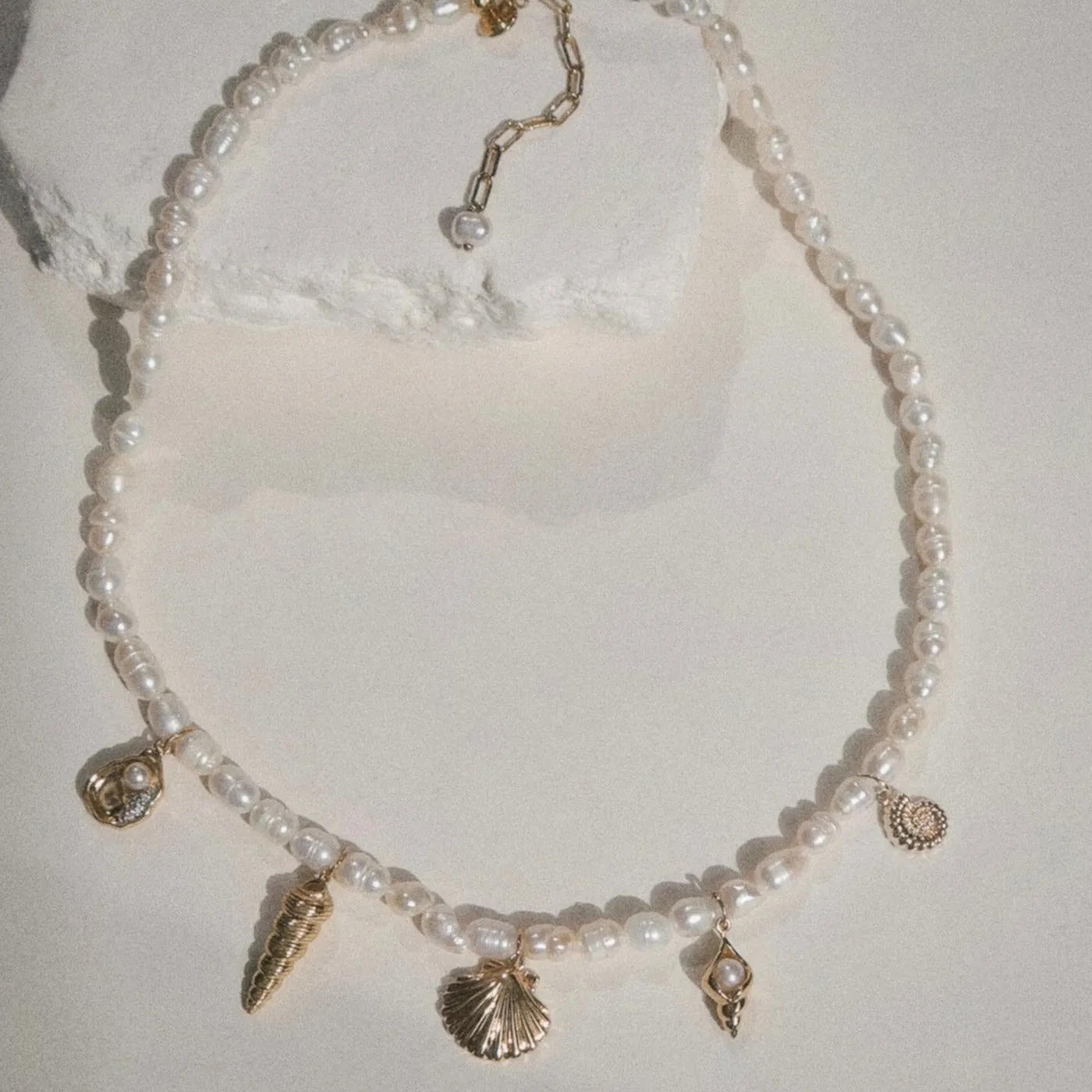 Cassis Pearl Necklace