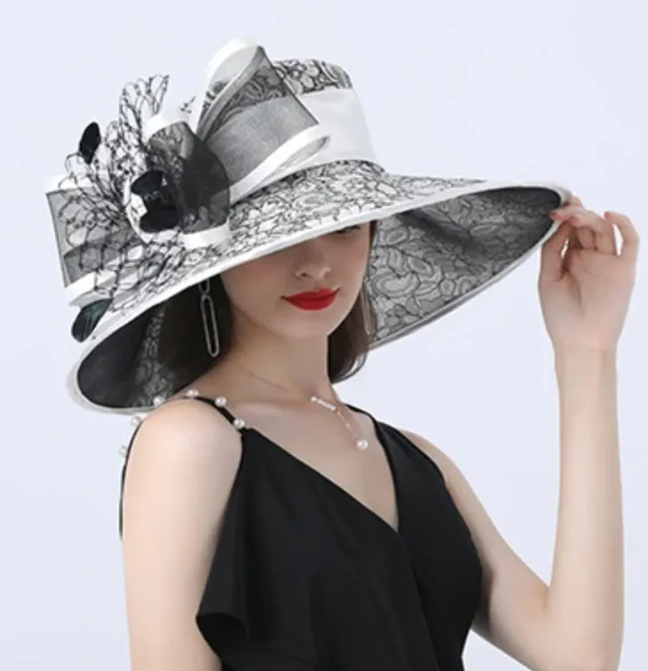 Hat Queen Santha (White)