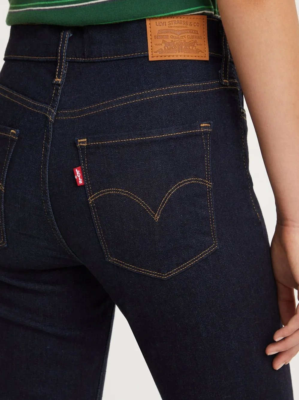 LEVI'S 312 SHAPING SLIM JEAN