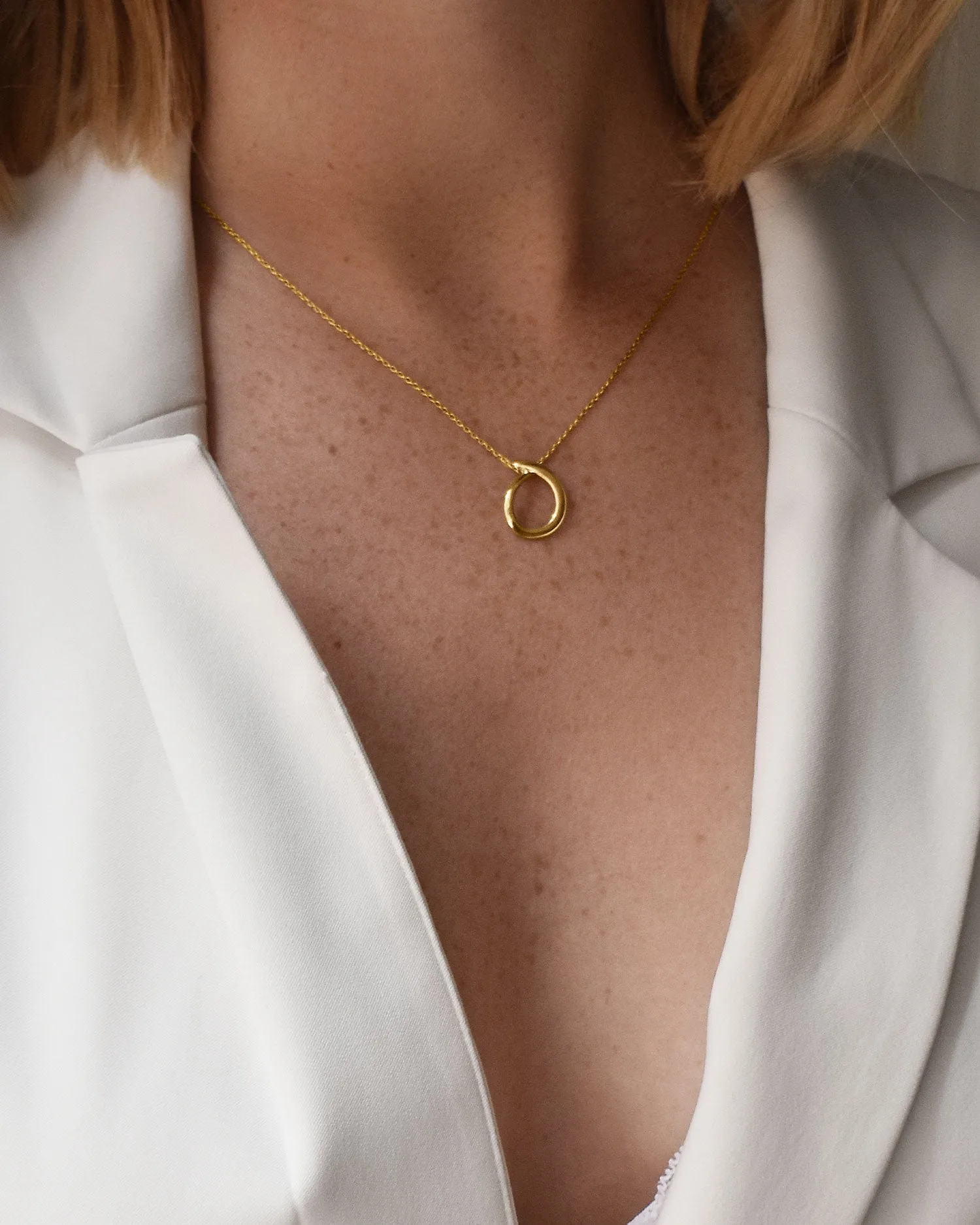 Ocean small single necklace gold